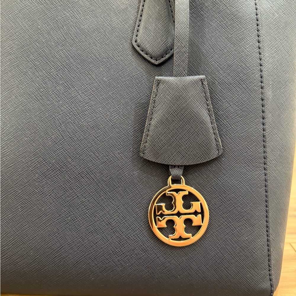 Tory Burch Robinson Tote Bag Elegant Navy Blue - Picture 4 of 9